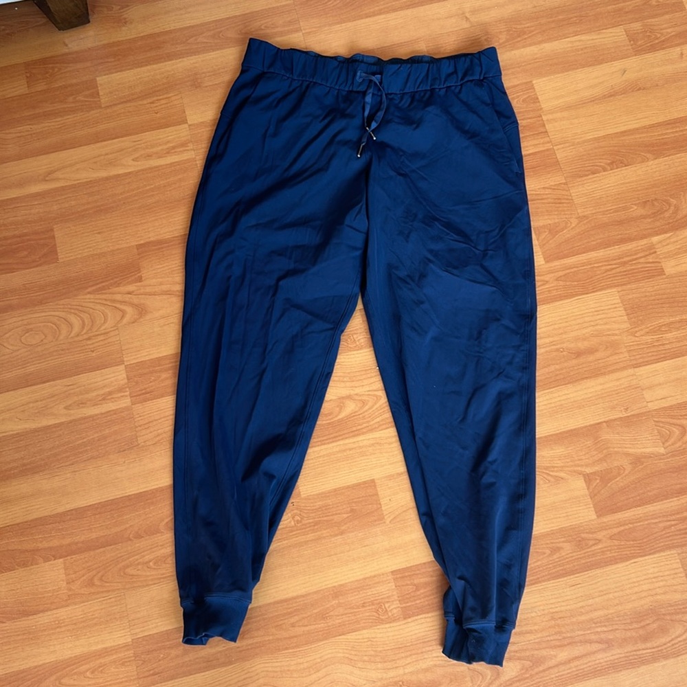 Lululemon High Rise Stretch Jogger